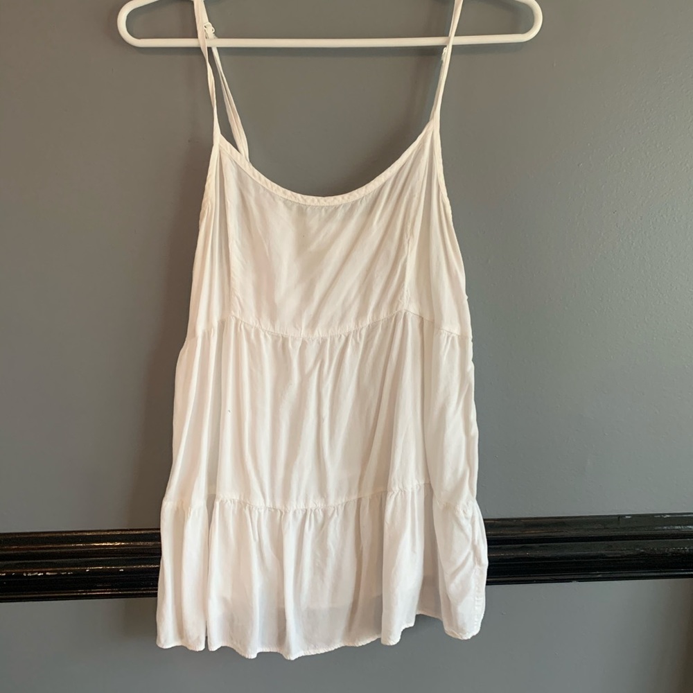 Old Navy white flowy tank